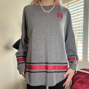 Nebraska Huskers Grey Long Sleeve Tee – Sequin Back Logo (M)